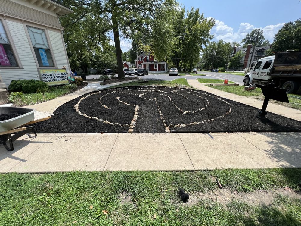 All Photos for Mayfield Landscaping in Staunton, IL