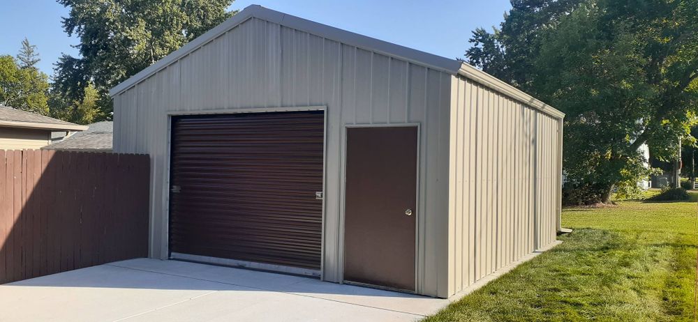 Transform your home's curb appeal with our professional exterior painting service, offering top-quality materials and skilled craftsmanship to ensure a durable, beautiful finish that enhances appearance and value. for L&M Painting LLC in Wells, MN