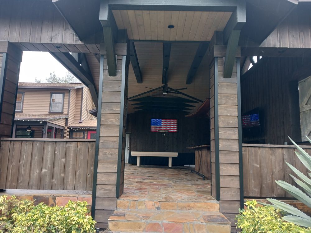 All Photos for Bradley Bradshaw Painting in Christmas, FL