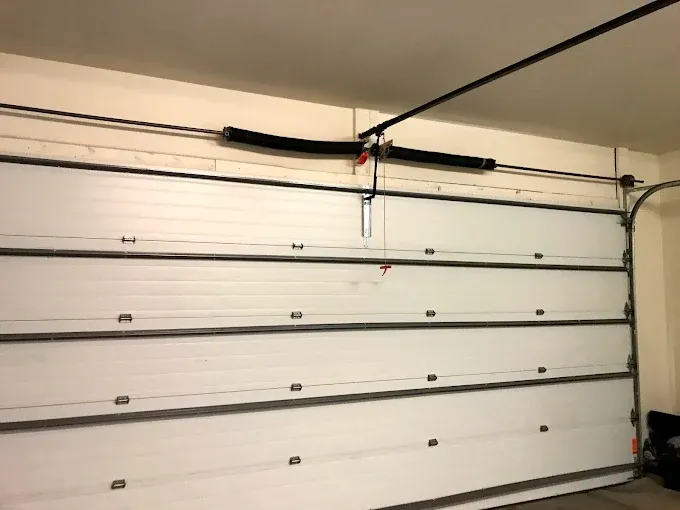 All Photos for 423 Garage Doors in Signal Mountain, Tennessee