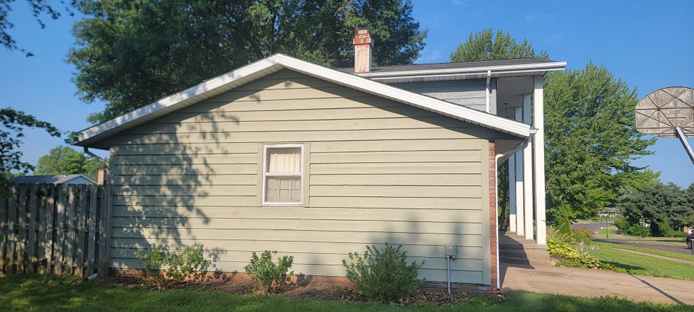 Exterior Painting for Mike Paints in Peoria, IL