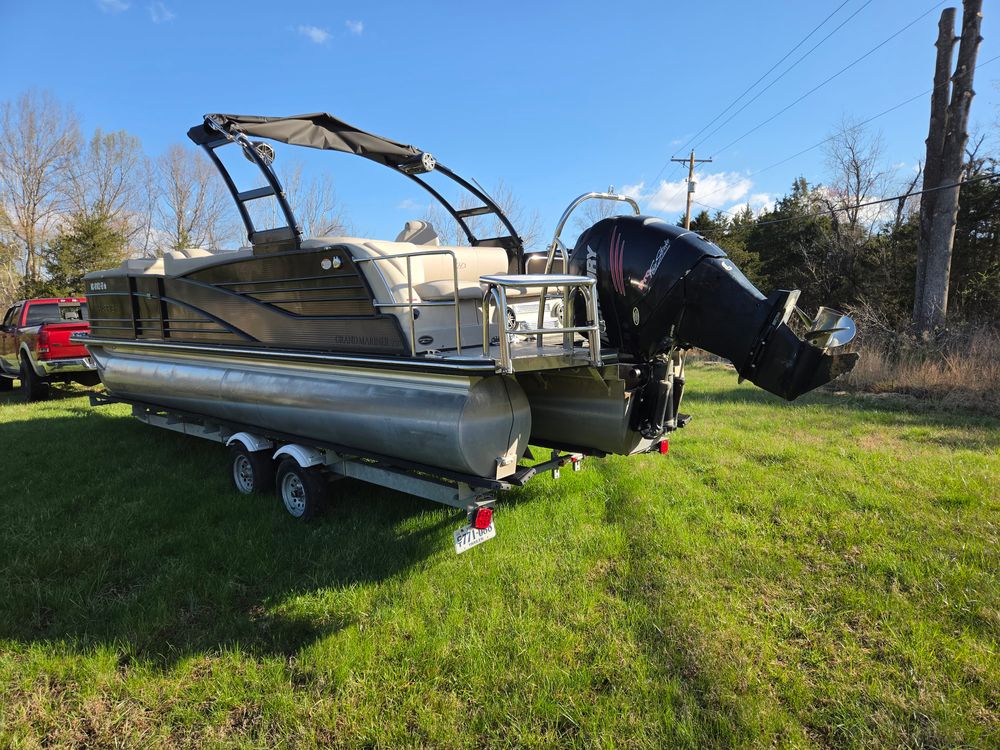 All Photos for Wakeless Mobile Marine in Huddleston, VA