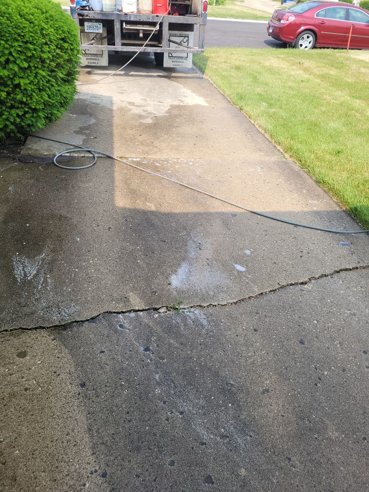 Truck cleaning for The Boss Mobile Pressure Washing Inc in Chicago, IL