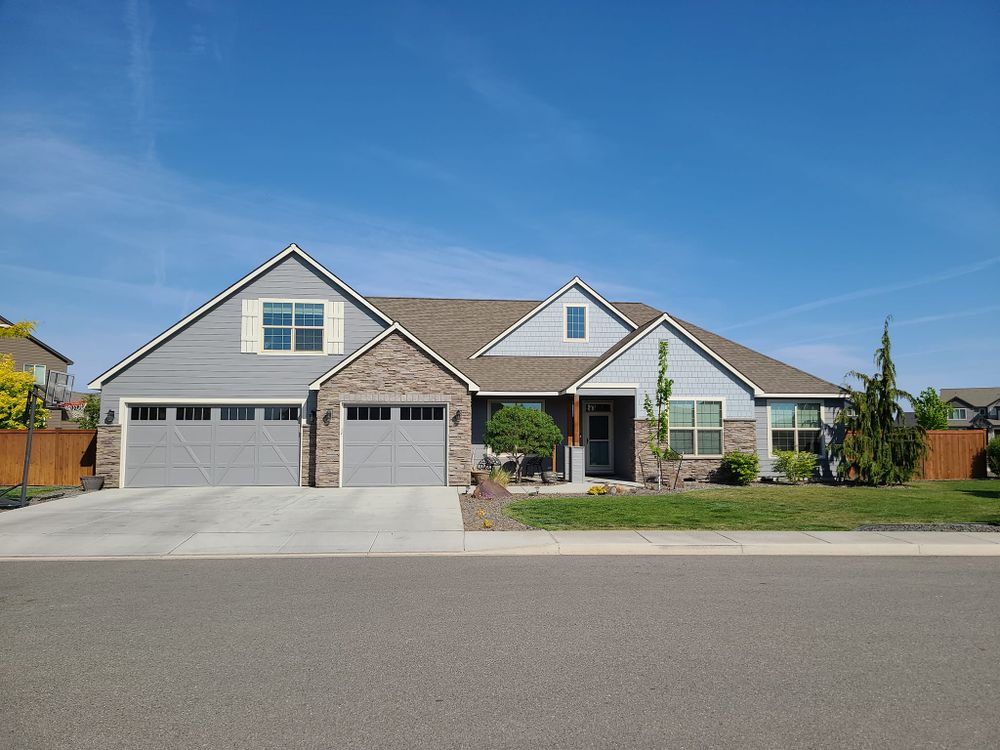 Kitchen and Cabinet Refinishing for Magic Touch Painting in West Richland, WA