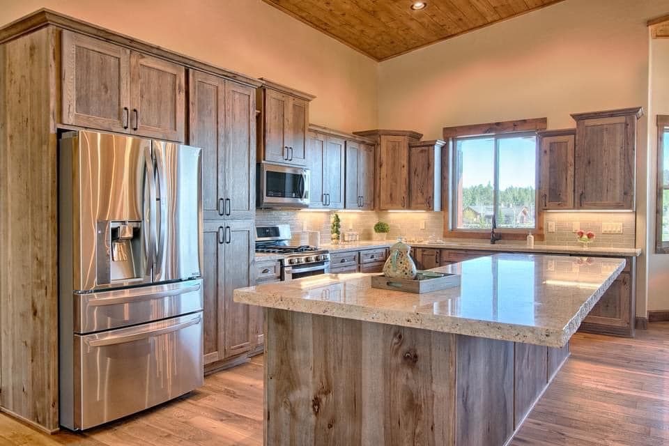 Transform your home with our expert Kitchen and Bathroom Renovations, offering customized designs, quality materials, and skilled craftsmanship to enhance functionality and aesthetics in every detail. experience the perfect blend of style and practicality. for Peters Custom Homes in Lakeside, AZ