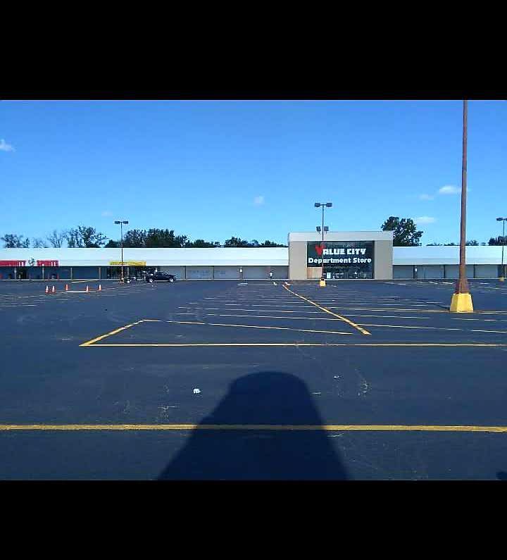 Discover reliable asphalt parking lot construction services tailored for homeowners, ensuring durability and functionality with seamless finishes, expert craftsmanship, and timely completion—enhancing your property's value and curb appeal effortlessly. for Affordable Asphalt Maintenance in Indianapolis, IN