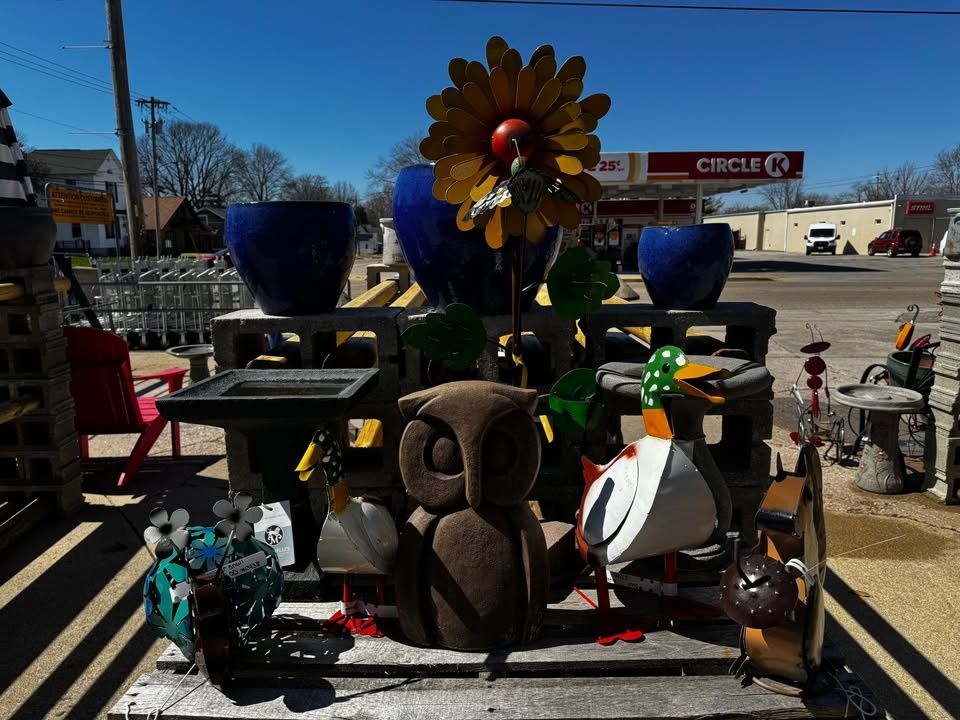 All Photos for Mayfield Landscaping in Staunton, IL