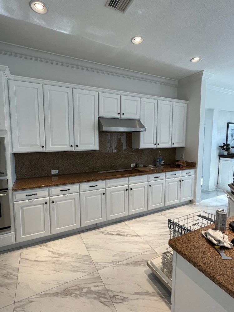 Kitchen and Cabinet Refinishing for Escorpio Painting in Tampa, FL