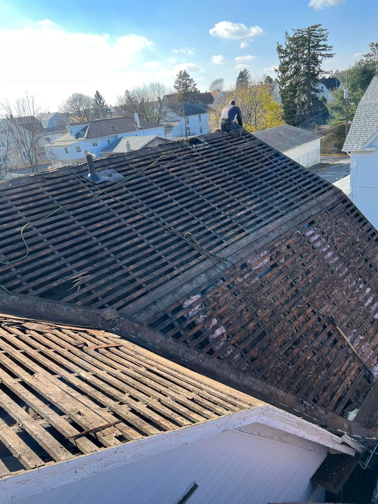 Roofing for DTL Construction LLC   in Hazleton, PA