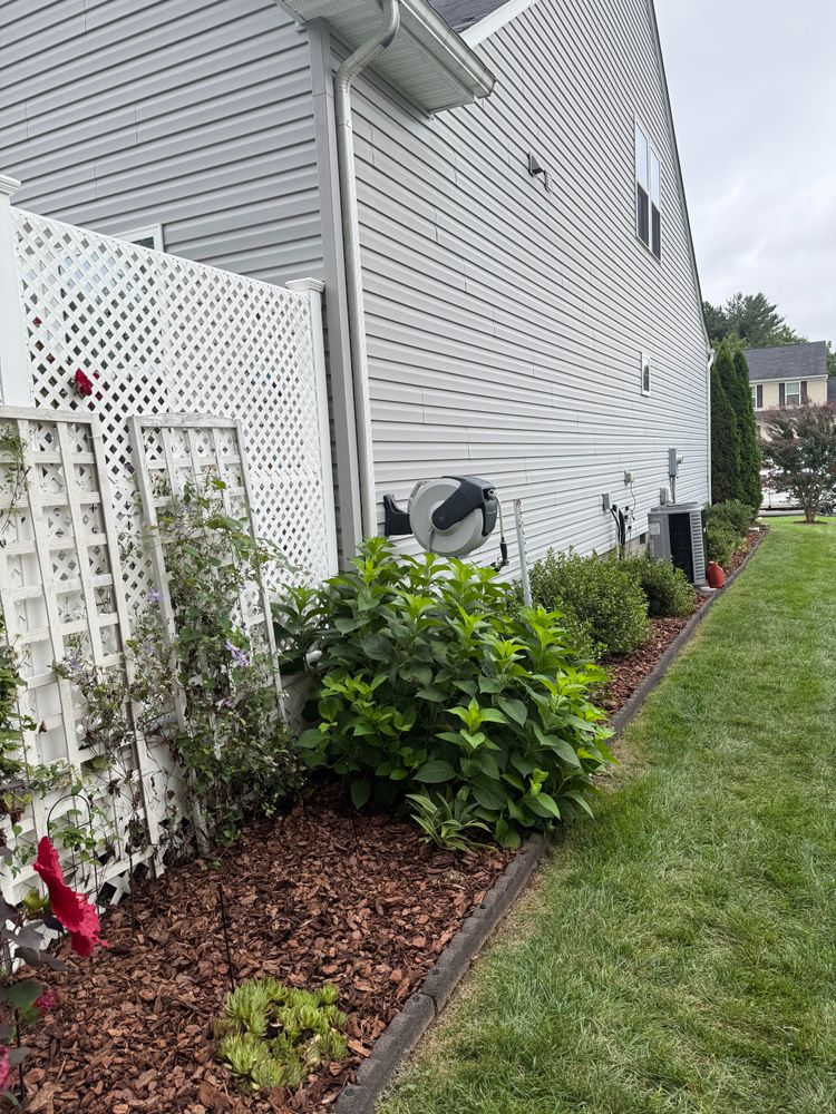 Landscaping for Chiles Lawn & Landscaping in Gordonsville, VA