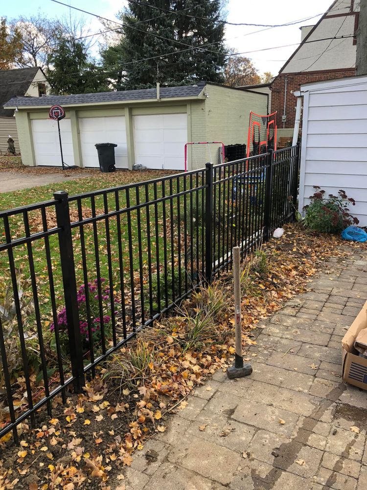 Fences for Daishaun Fencing in Shaker Heights, OH