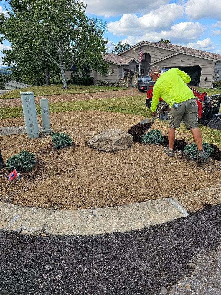 Landscaping for Mtn. View Lawn & Landscapes in Chattanooga, TN