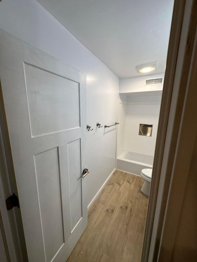 All Photos for Chapman Surfaces Tile & Remodeling in Milan, MI