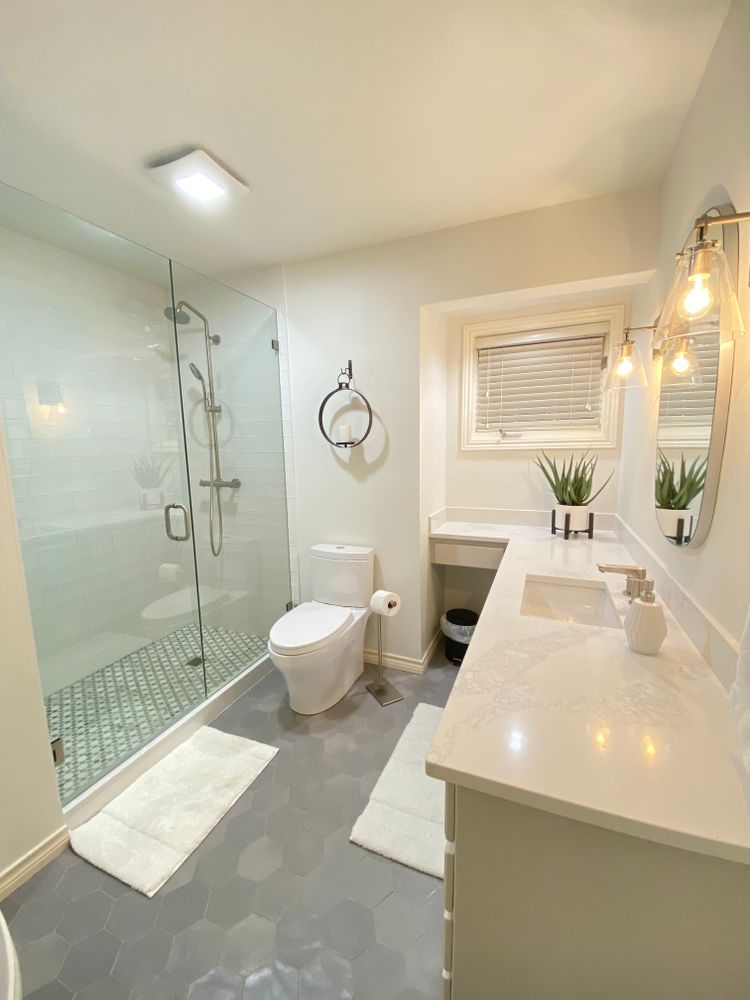 Bathroom Remodels  for Next-Gen Pro-Builders in Kennewick, WA