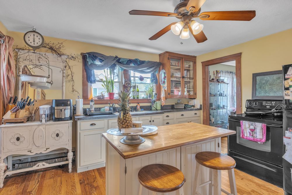 All Photos for Nelson Foss - Realtor in Connecticut, CT