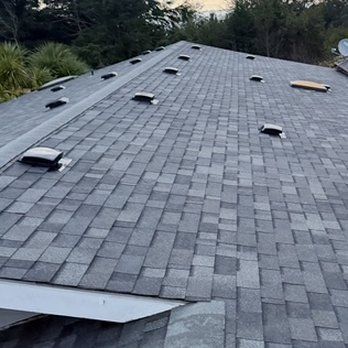 Our expert roofing service provides durable and energy-efficient metal roofing solutions, ensuring your home stays protected against the elements while enhancing its aesthetic appeal and long-term value. for Simplified Construction in Newport, OR