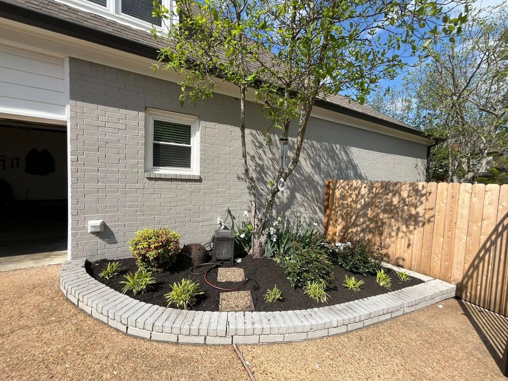 Spectacular LawnScapes team in Olive Branch, MS - people or person