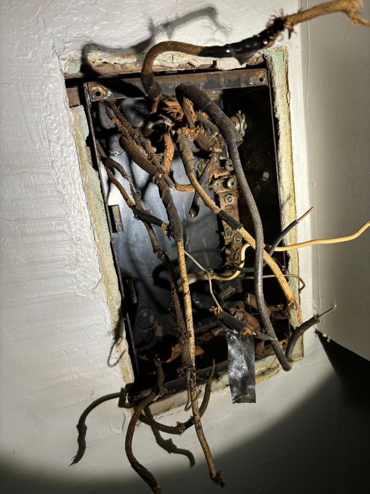 All Photos for Nominal Voltage in Orlando, FL