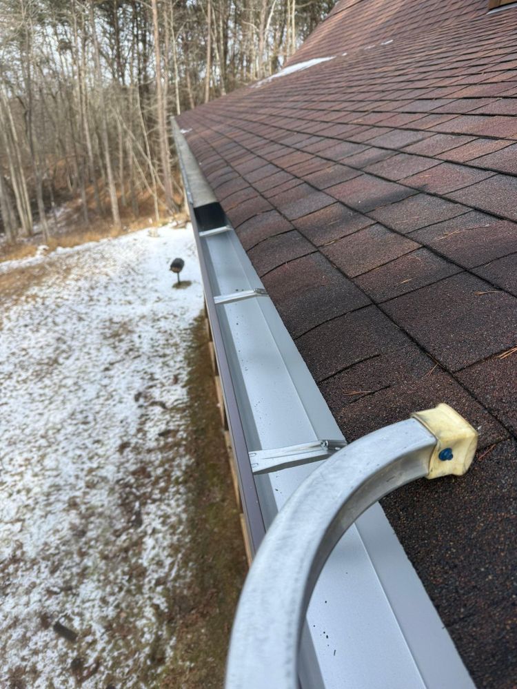 All Photos for Top Hand Roofing and Gutter in Pomeroy, OH