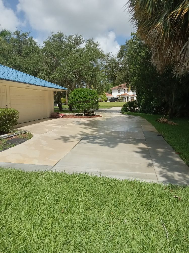 Driveways for Cintim Worldly Creations in Jupiter, FL