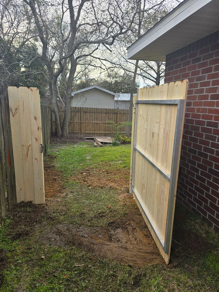 All Photos for Phillips Fencing Solutions in Pensacola, FL