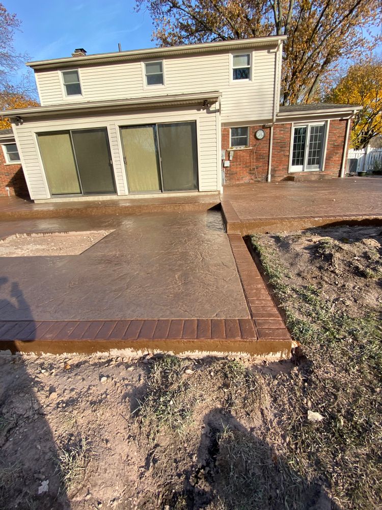 Patios for Ibarra Concrete Services LLC in Detroit, MI