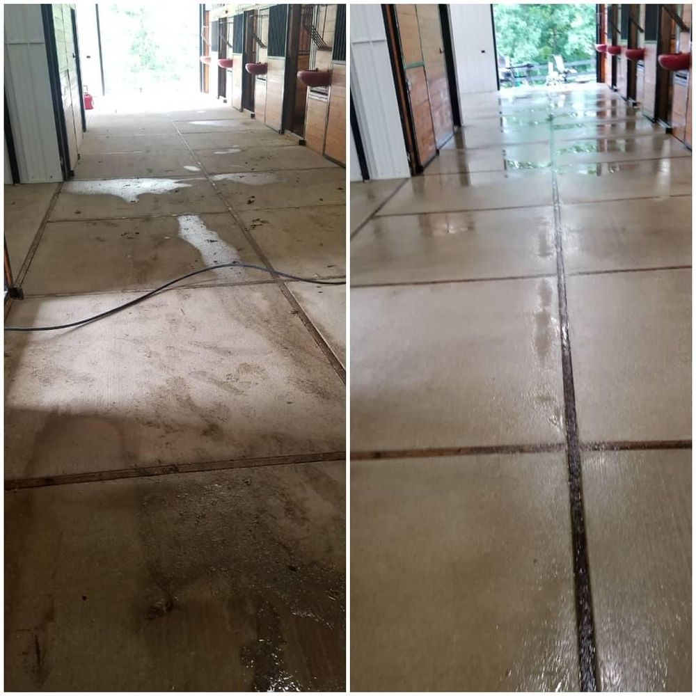 Home Softwash for Marten Pressure Washing in Litchfield, IL