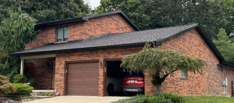 Capital City Roofing and Solar team in Springfield, IL - people or person