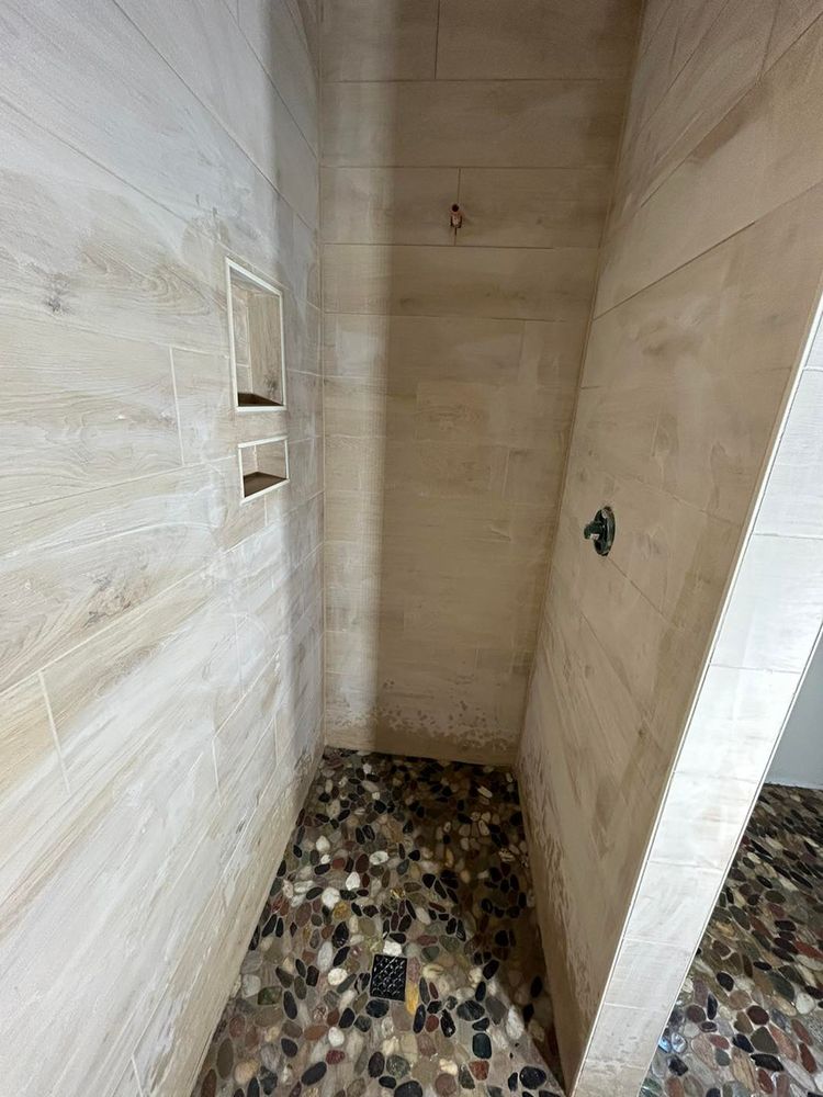 Tiling for Rivers Edge Tiling LLC in Brainerd, MN