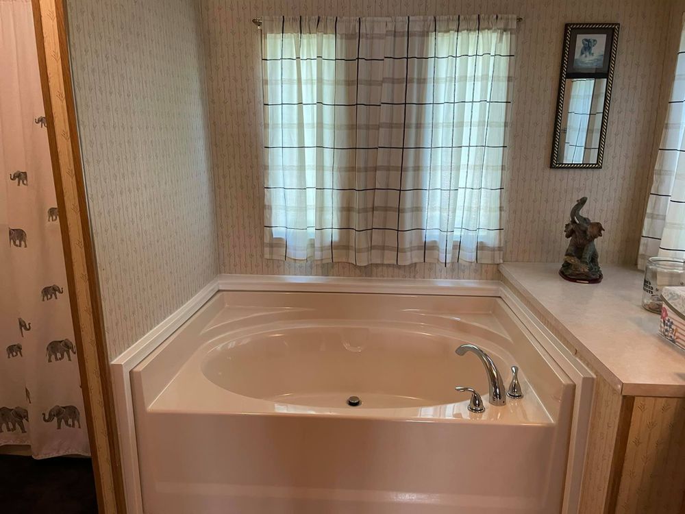 All Photos for CR Renovations & Maintenance in Bell, FL