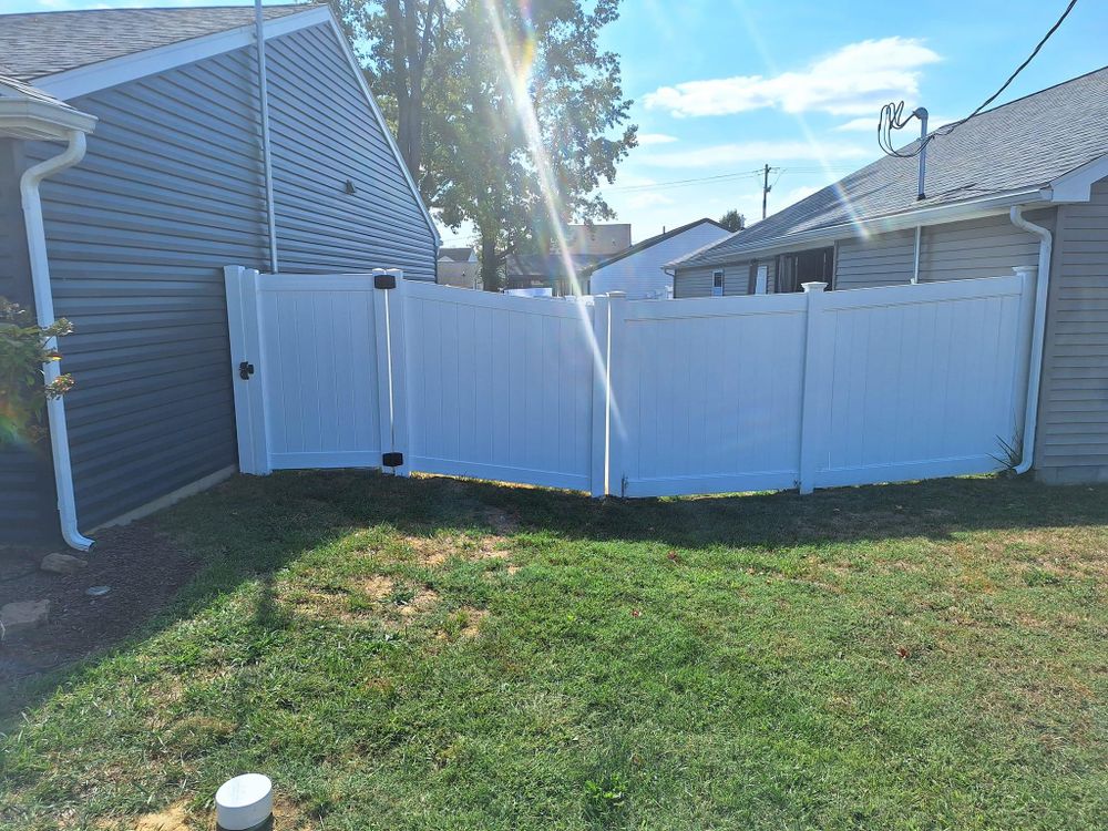 All Photos for Apex Fence in Henderson, KY