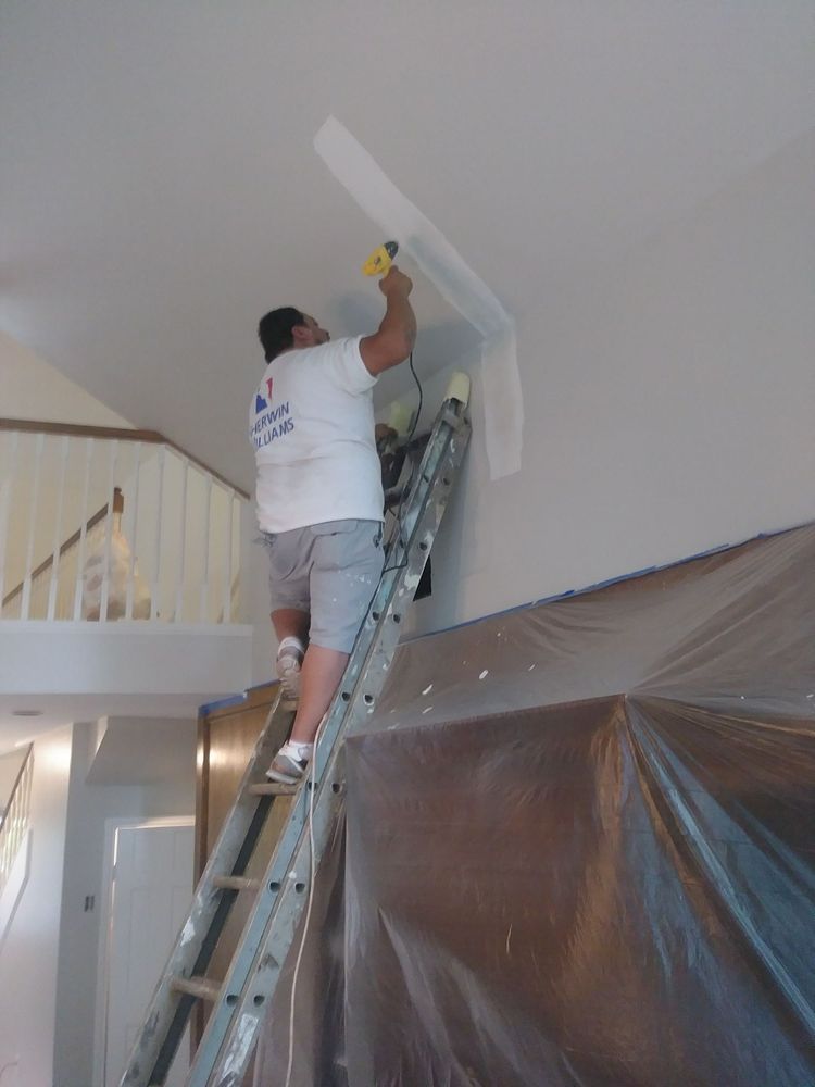 Our Tape and Float service expertly prepares your walls by smoothing out imperfections, ensuring a seamless finish that enhances paint application, perfect for homeowners seeking professional quality results in their homes. for Julio's Painting Service in Houston, TX