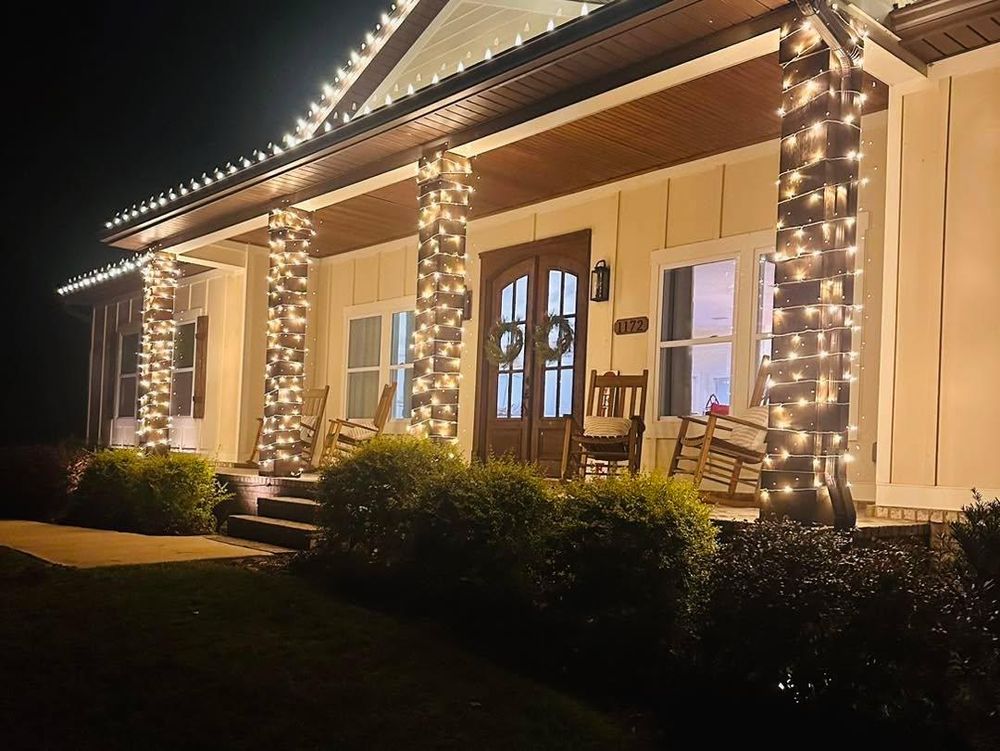 Holiday Lighting for ShipShape Exteriors in  Tallahassee,  FL