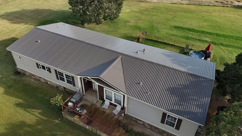 Metal roofs  for Barcenas Roofing & Remodeling in San Saba, TX