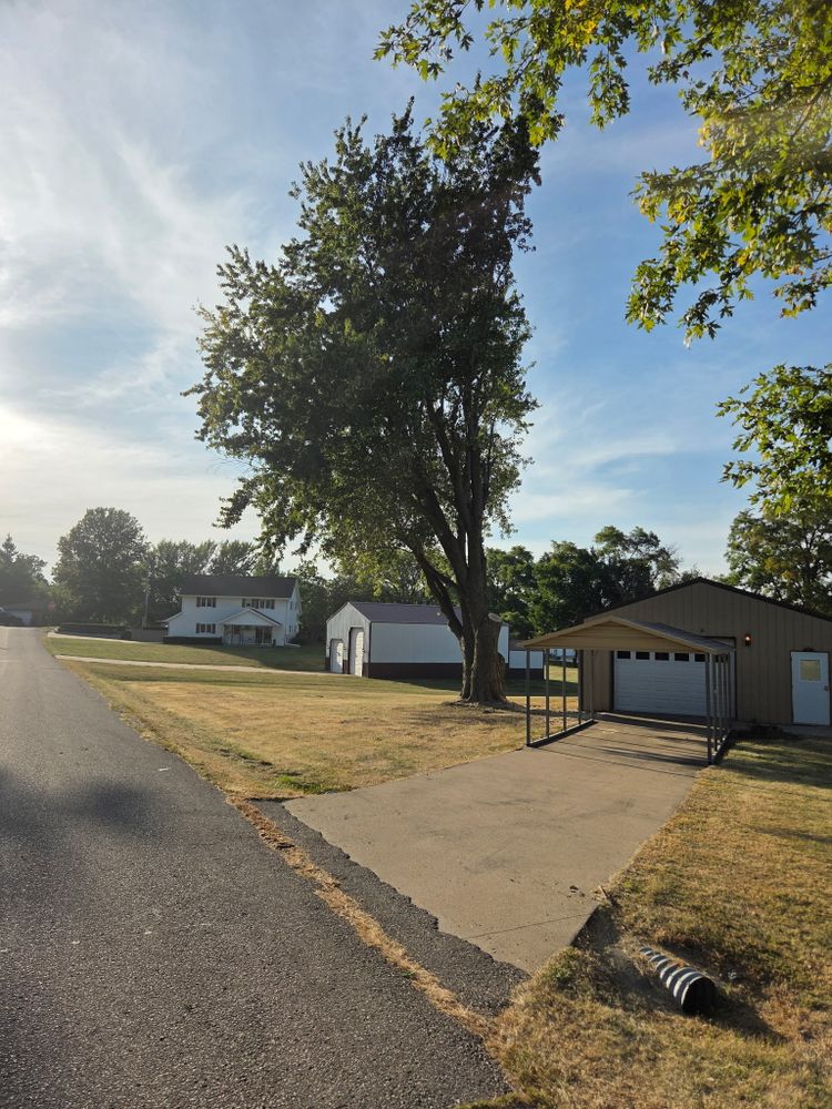 All Photos for Lawn Ranger Yard And Tree Service LLC in Ottumwa, IA