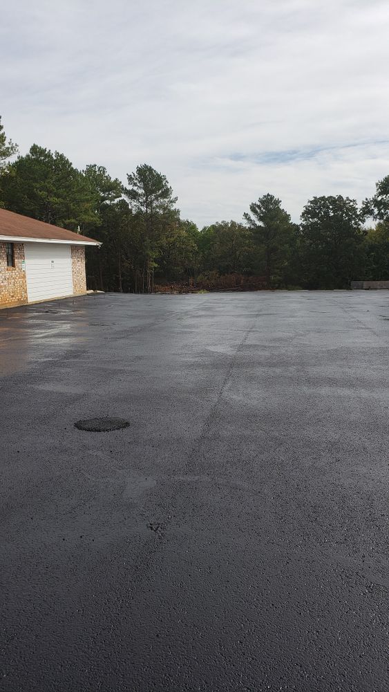 Asphalt and Paving for Hurts Asphalt Paving in Athens, TX