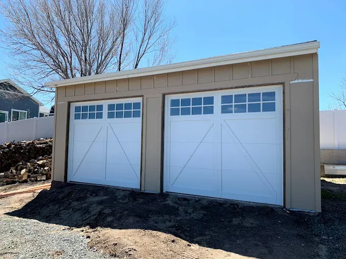All Photos for 423 Garage Doors in Signal Mountain, Tennessee