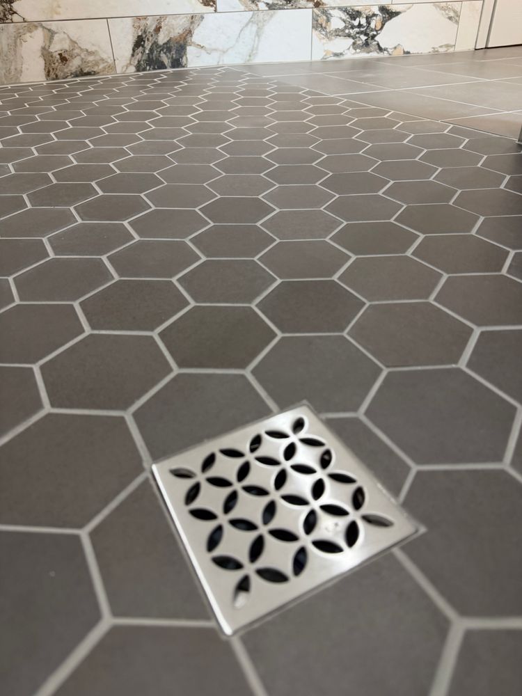 All Photos for Chapman Surfaces Tile & Remodeling in Milan, MI
