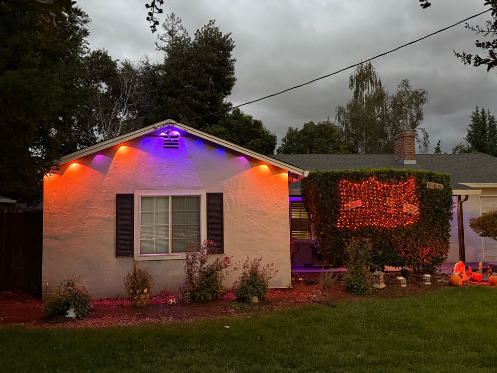 Holiday lighting  for GGG Home Services in San Jose, CA