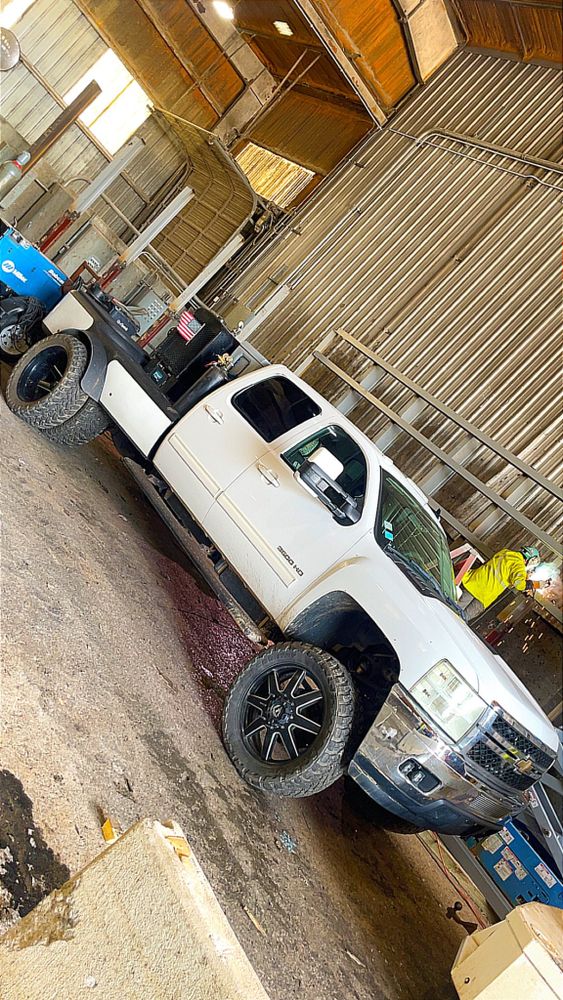 Welding for Wright's Fabrication in Huntsville, AR