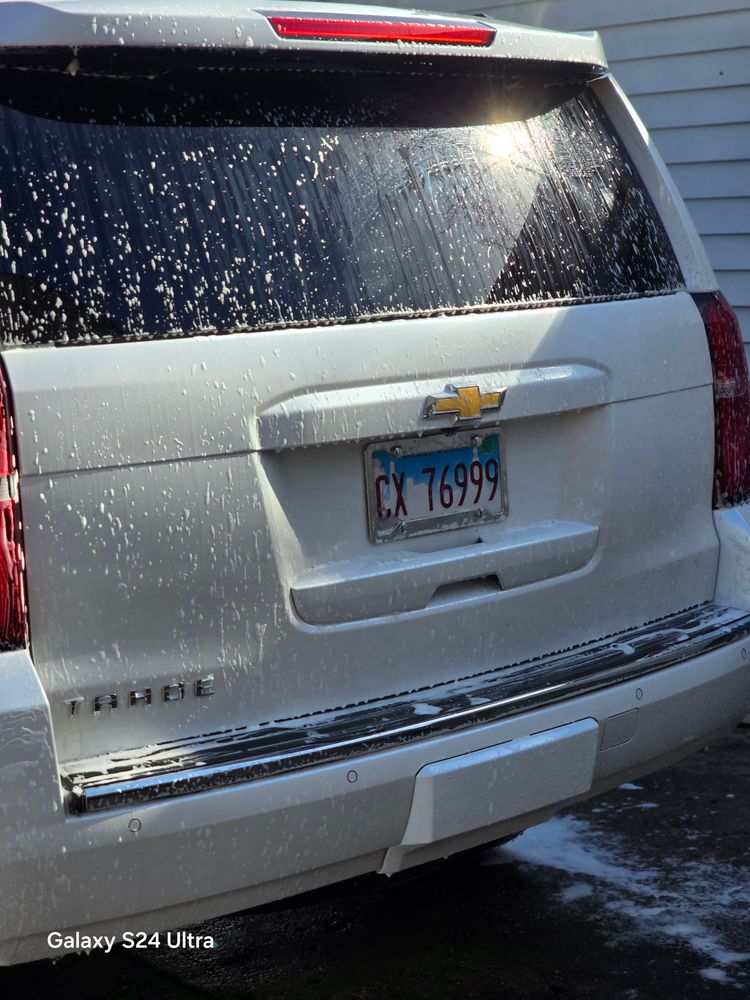 Hand Wash & Wax for Luxury Auto Detail in Peoria, IL