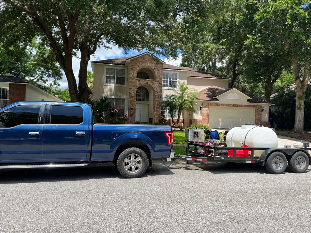 Roof Cleaning for Pressure Washing Warrior LLC in Ocoee, FL