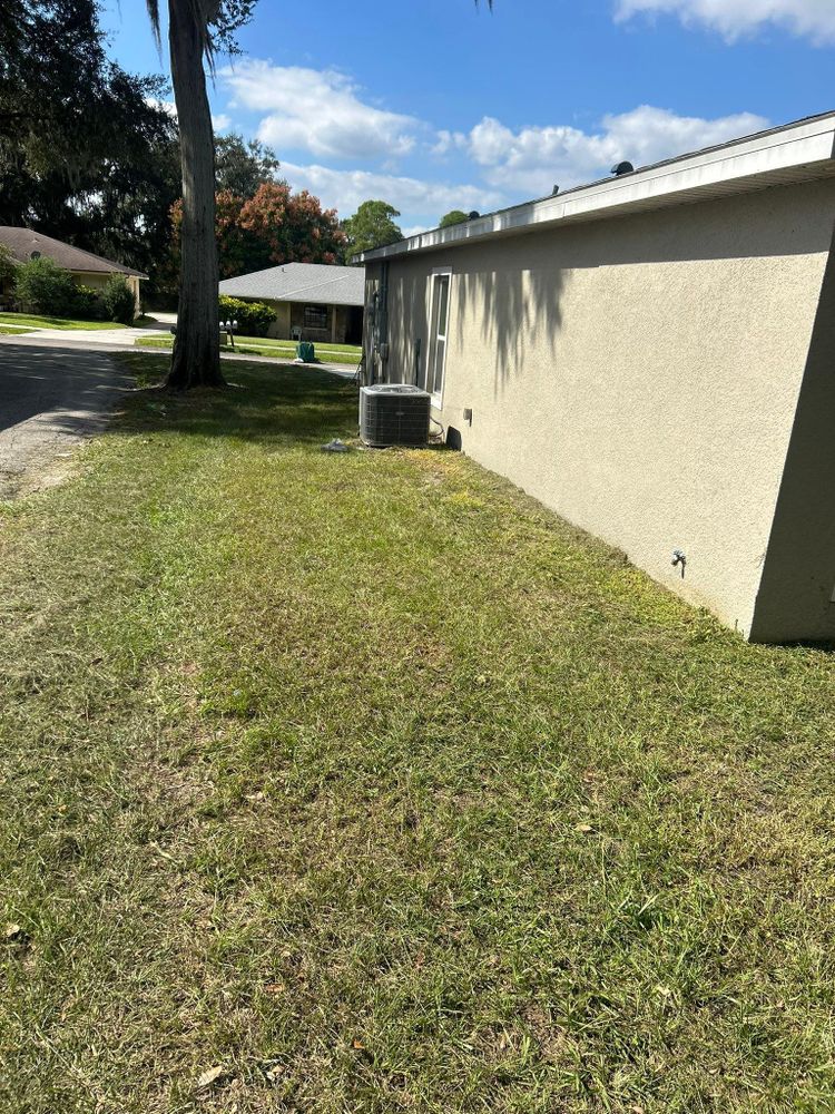 All Photos for Estrada All Pro Lawn Service in Auburndale, Florida