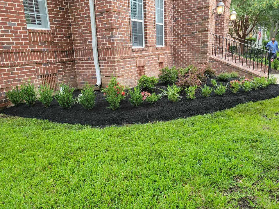 Lawn Care for Diaz Landscaping in Lincoln, CA