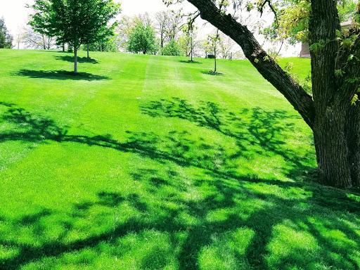 Mowing for Viking Dirtworks and Landscaping in Gallatin, MO