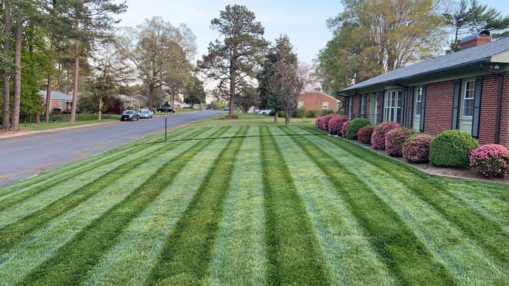 Lawn Care for Grayson’s Lawn Service in Crewe, VA
