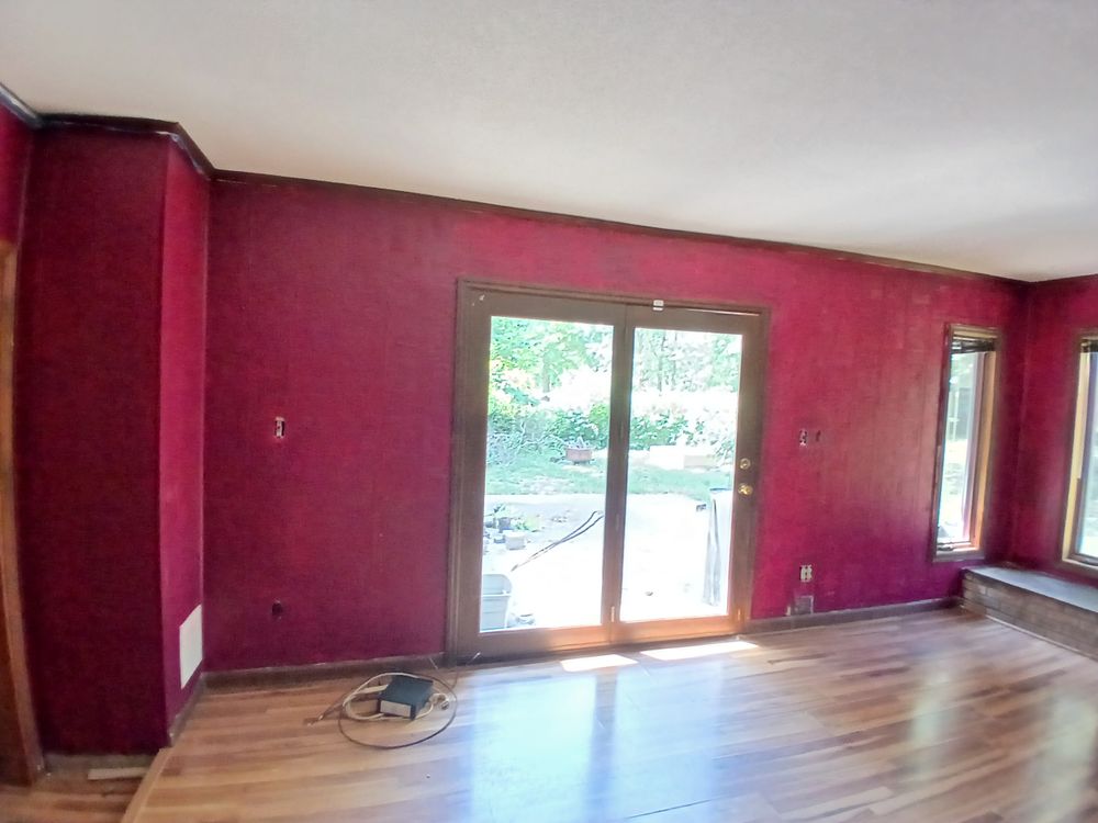 Carbondale Roof Leak repair and Drywall installation for Dead Tree General Contracting in Carbondale, Illinois