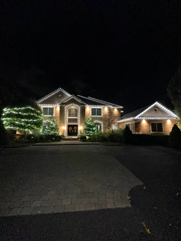 Christmas Light Installation Gallery for Bluegrass Brothers Exterior Services LLC in Elizabethtown, KY