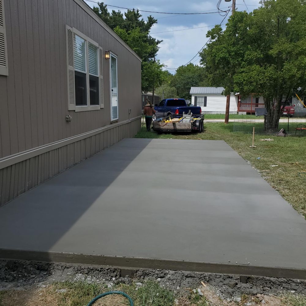 Concrete for Mel Concrete and Construction in College Station, TX