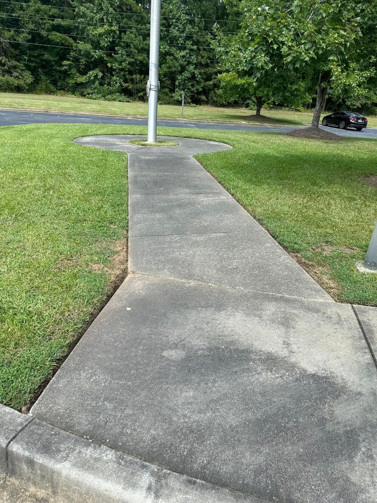 All Photos for X-Stream Pressure Washing and Roof Cleaning in Sandersville, GA